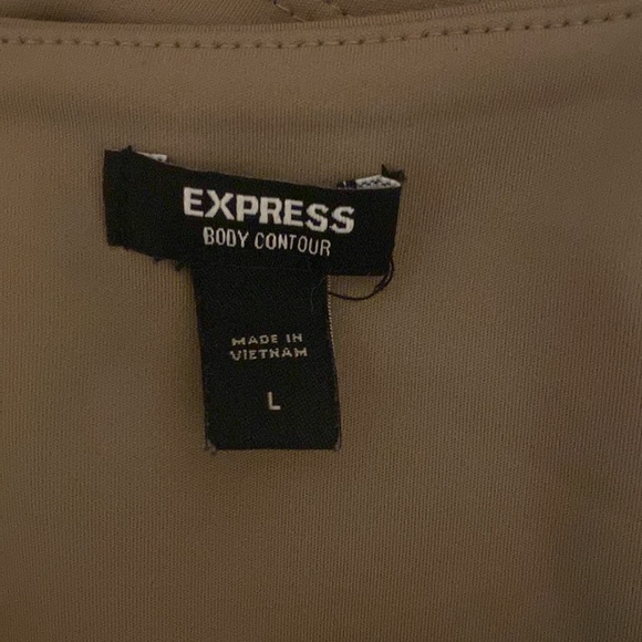 Express Contour Crop Tank (set of 2) - Picture 4 of 7